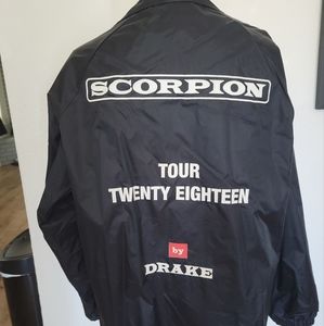 Drake Scorpian tour 2018 Nylon jacket size M